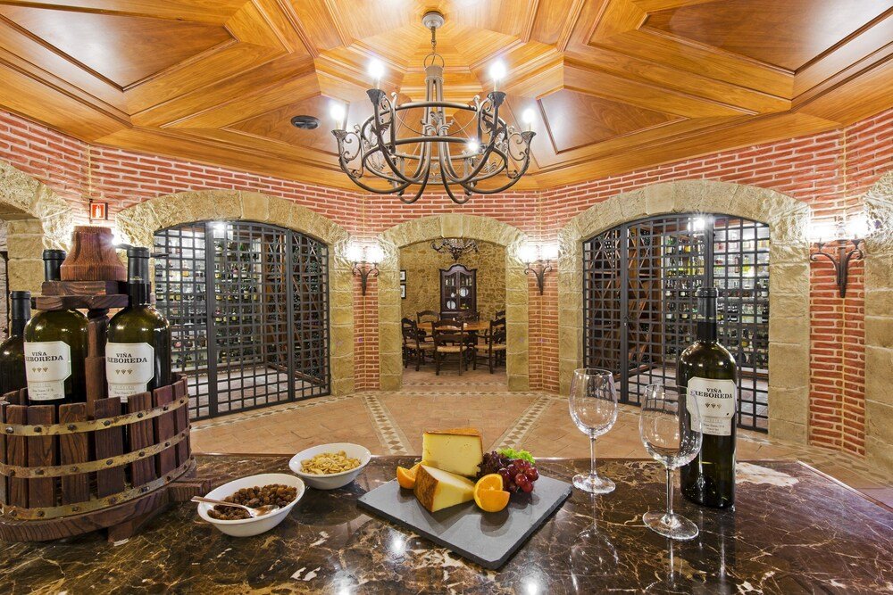 Wine tasting room at Elba Palace Golf Boutique Hotel