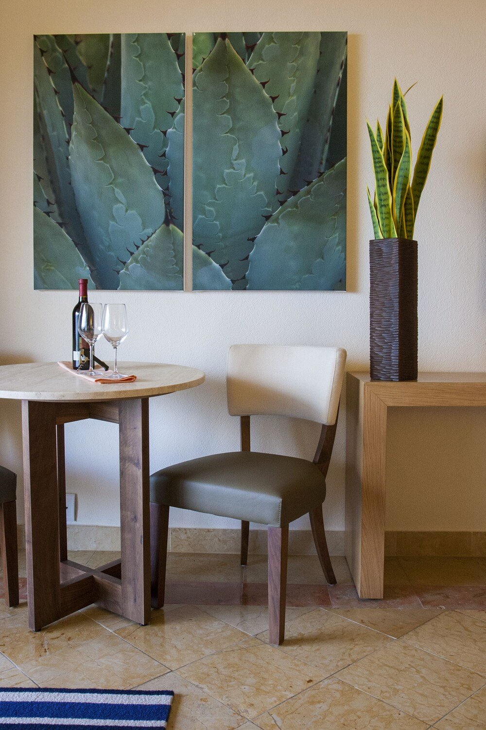 Zona de comedor dentro del resort en el resort