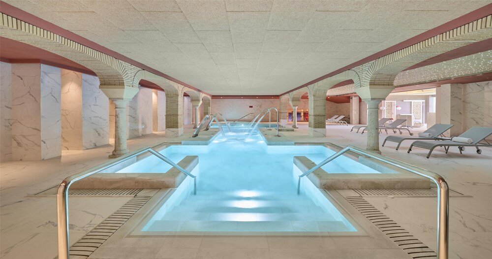 Indoor swimming pool at Grand Hyatt La Manga Club Golf & Spa
