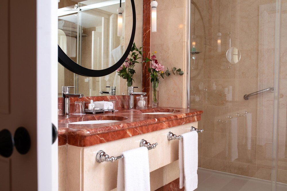 Bathroom in a guest room at Grand Hyatt La Manga Club