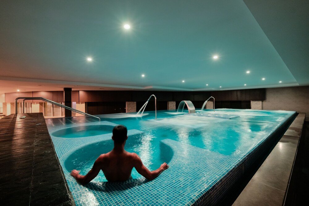 Indoor swimming pool at Hotel Envía Almería Spa & Golf