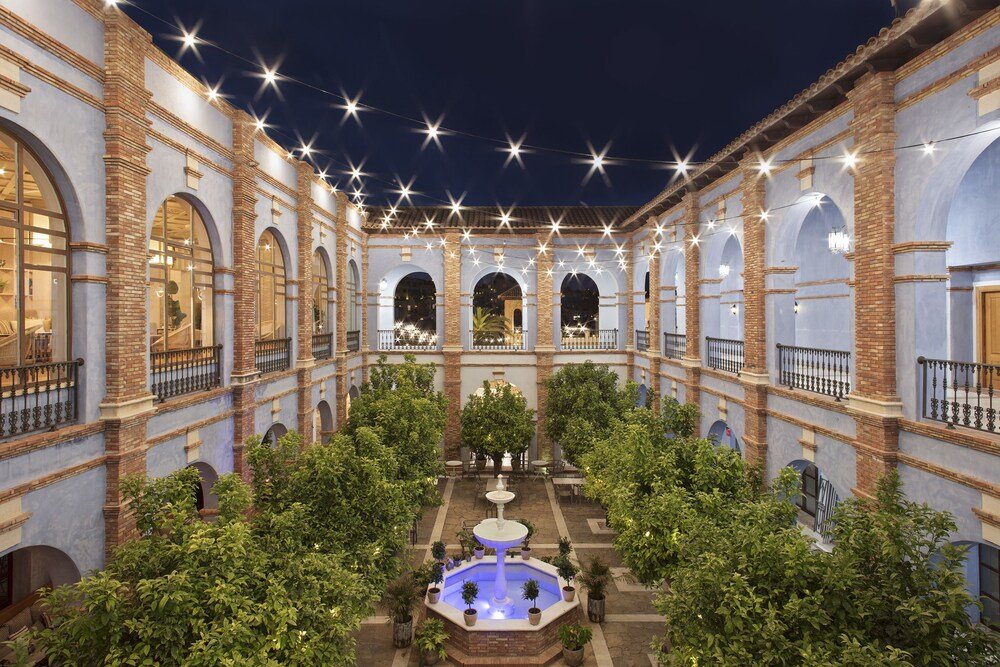Courtyard with a fountain at the resort in Benidorm