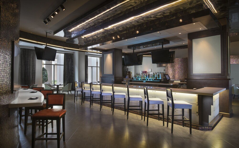Modern bar area in the resort at Waldorf Astoria Orlando